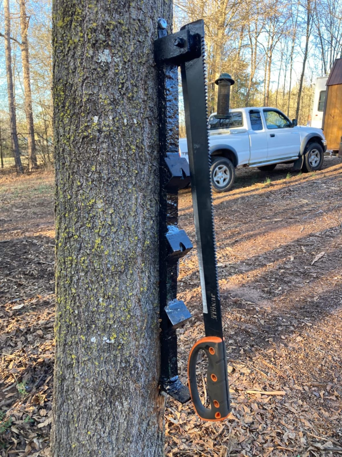 Jungle Master – Machete w/ Reverse Serrations – Black/Satin Blade, Full Tang, Black/Orange Rubberized Nylon Fiber Handle, Nylon Sheath, Outdoor, Hunt, Camp, Hike, Survival, JM-024L customer photo 2