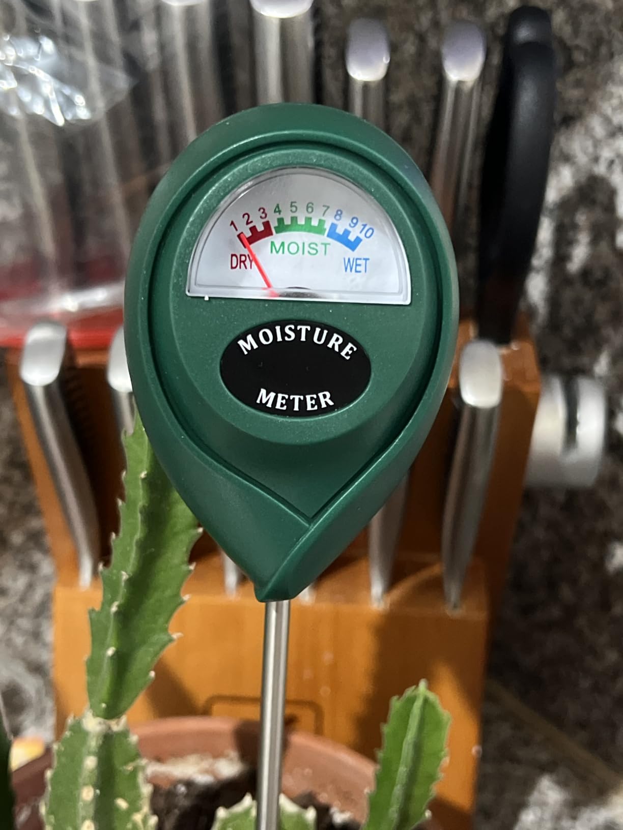 XLUX Plant Soil Moisture Meter, for Indoor and Outdoor use, Battery-Free customer photo 1