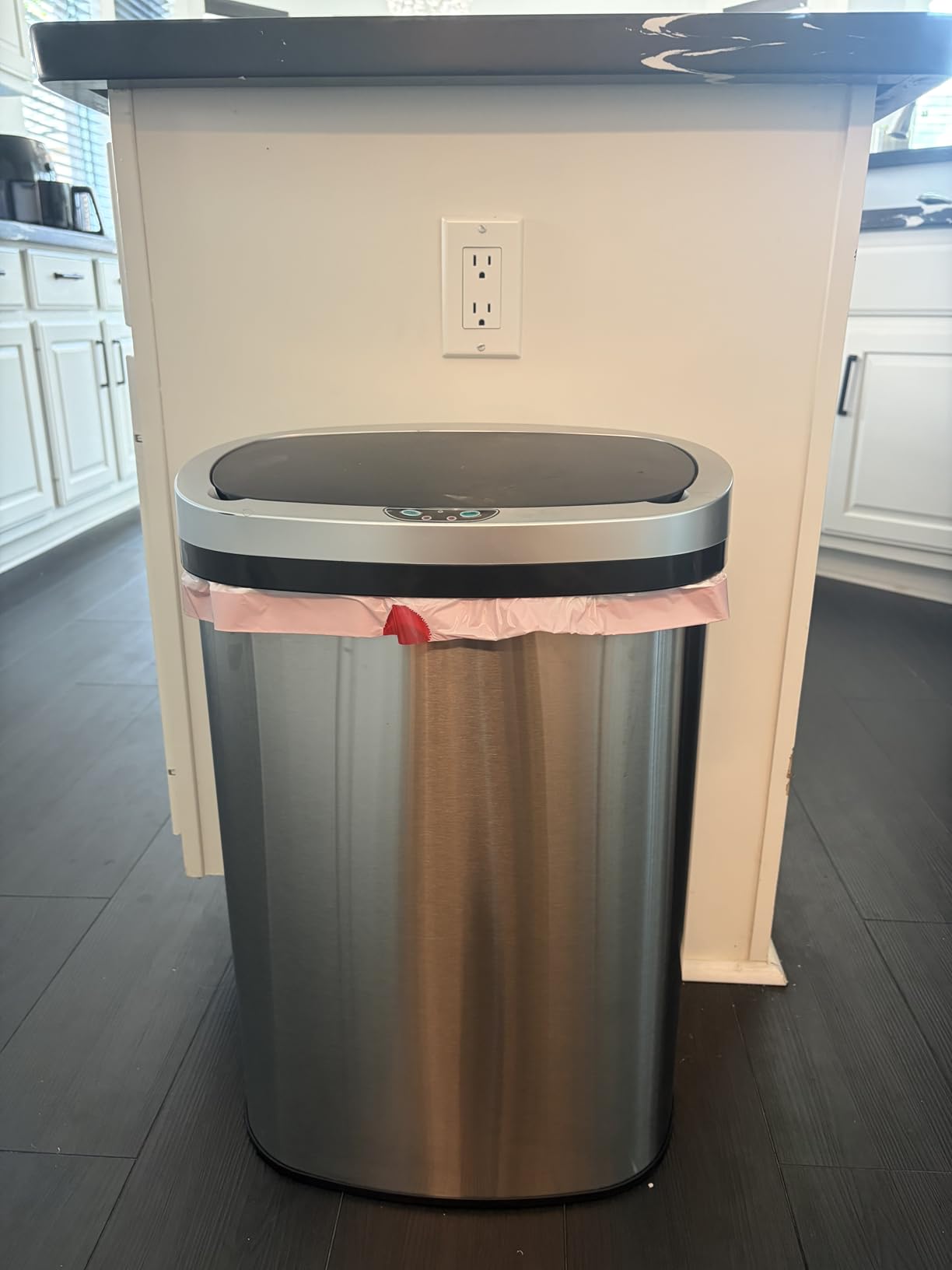 BestOffice 13 Gallon Stainless Steel Trash Can with Lid, Automatic Touchless Garbage Can, Odor Control, Modern Oval Design customer photo 1