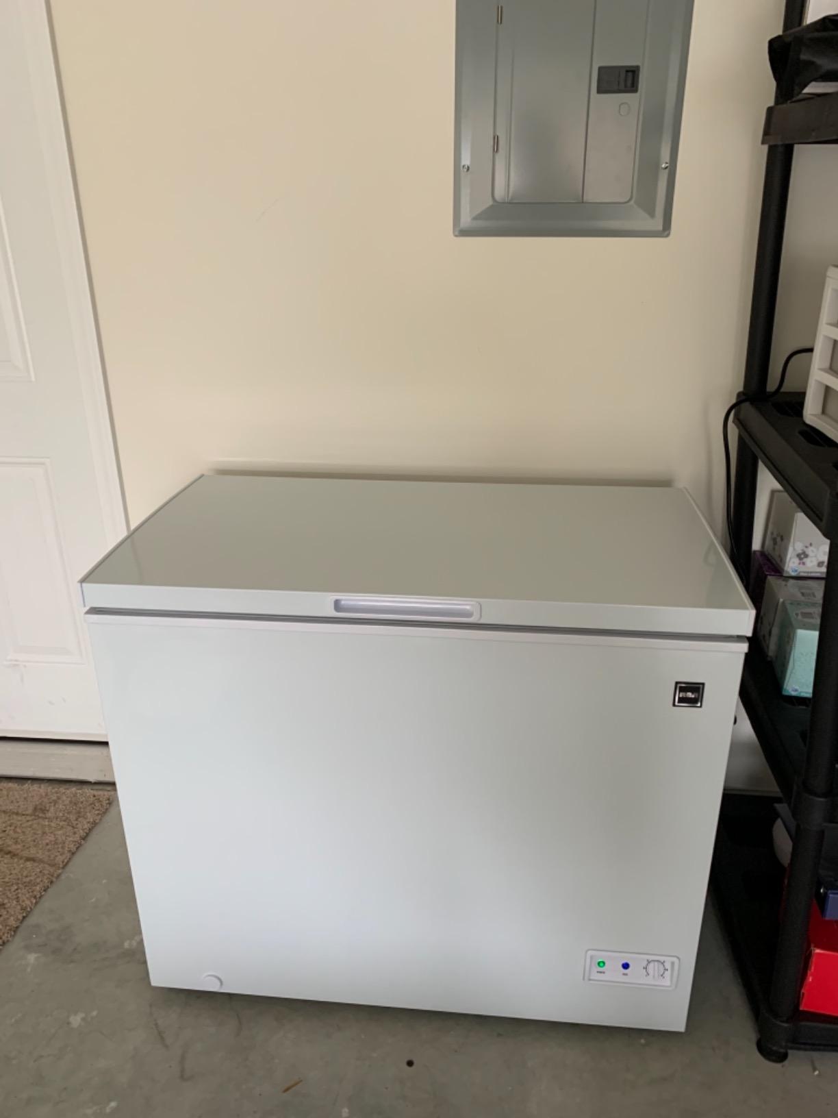 ARCTIC CHEF RFRF472 RFRF470-AMZ, 7.0 cu. ft. Chest Deep Freezer, White, 7.1 Cubic Foot customer photo 1