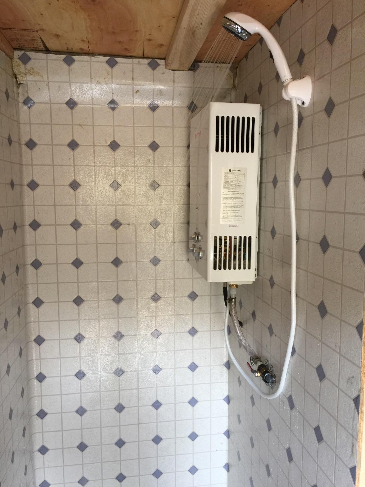 CAMPLUX Tankless Water Heater Propane, 2.64GPM Portable Water Heater for Off Grid, Camping, BW264, White customer photo 1