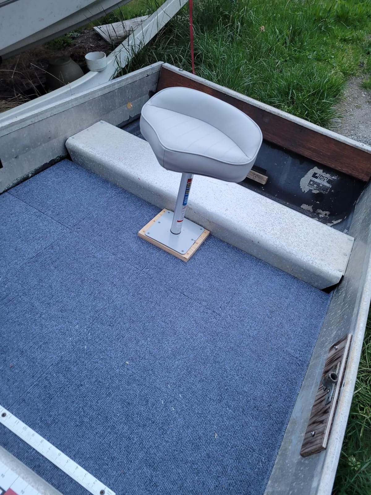Attwood Casting Fishing Boat Seat - Gray Marine UV Vinyl customer photo 1