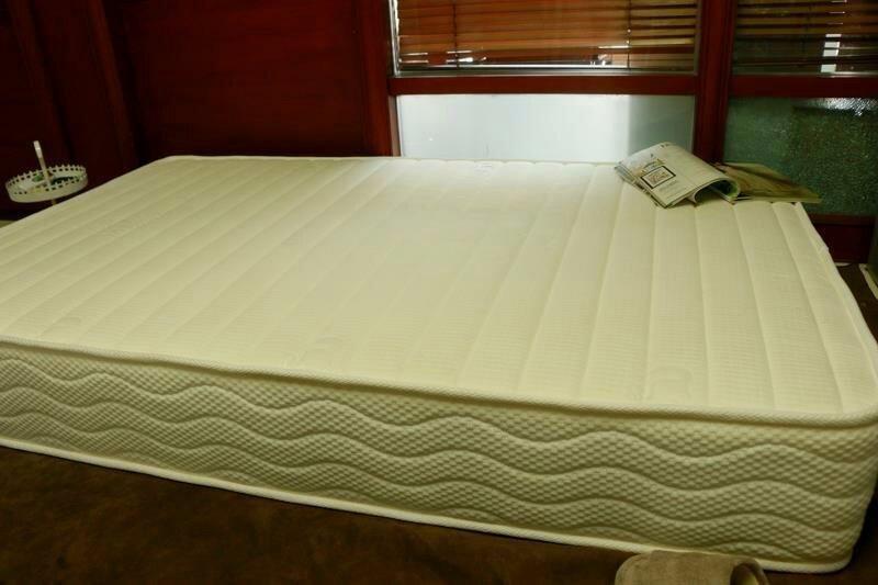 Sunrising Bedding 8” Natural Latex Full Mattress, Individually Encased Pocket Coil, Firm, Supportive, Naturally Cooling, Organic Mattress, 120-Night Free Trial, 20-Year Warranty customer photo 1