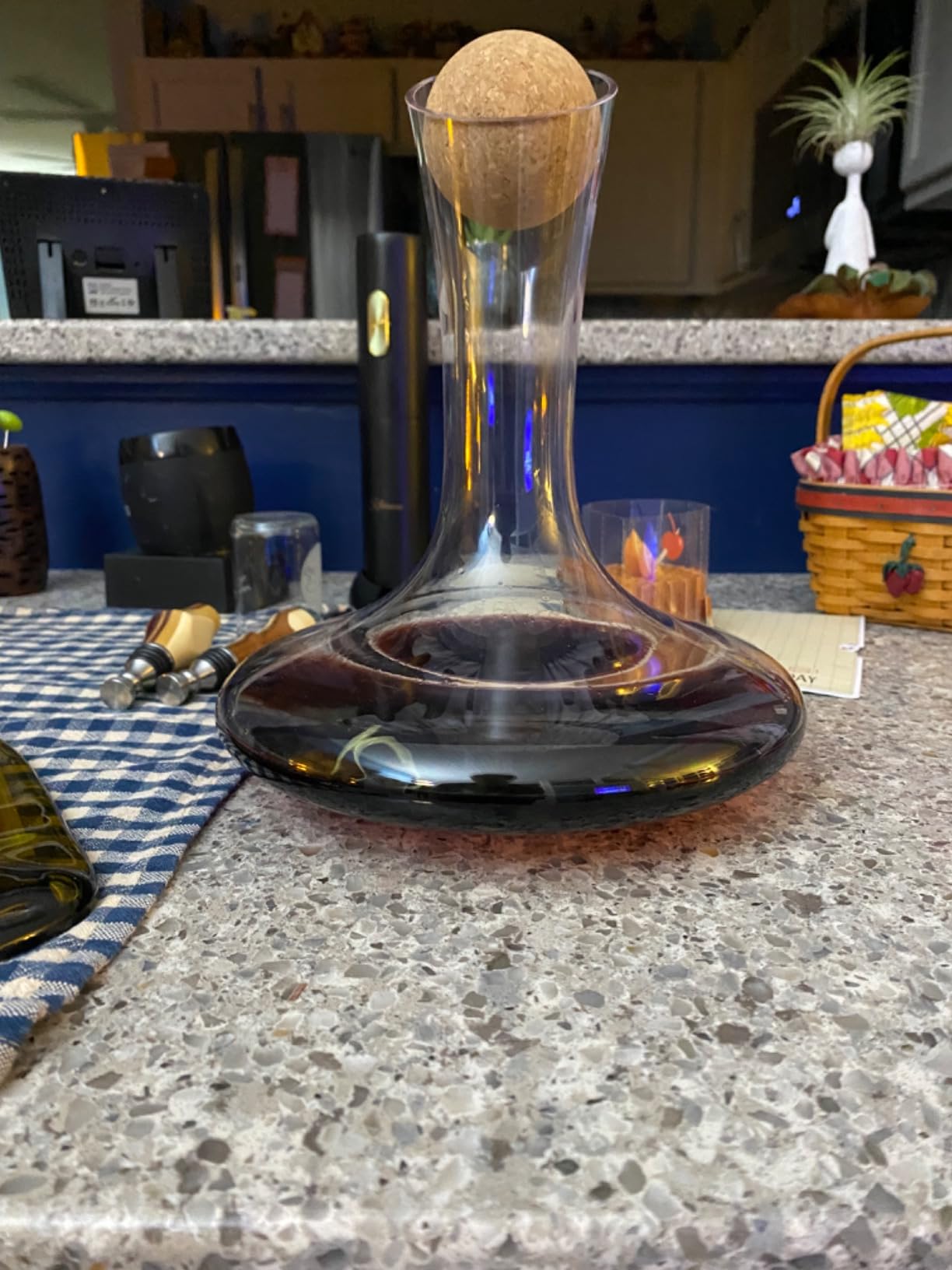 Wine Decanter & Accessories (Cork Stopper + Cleaning Beads) - 100% Lead-Free Crystal Wine Carafe – Unique Gift Idea customer photo 1