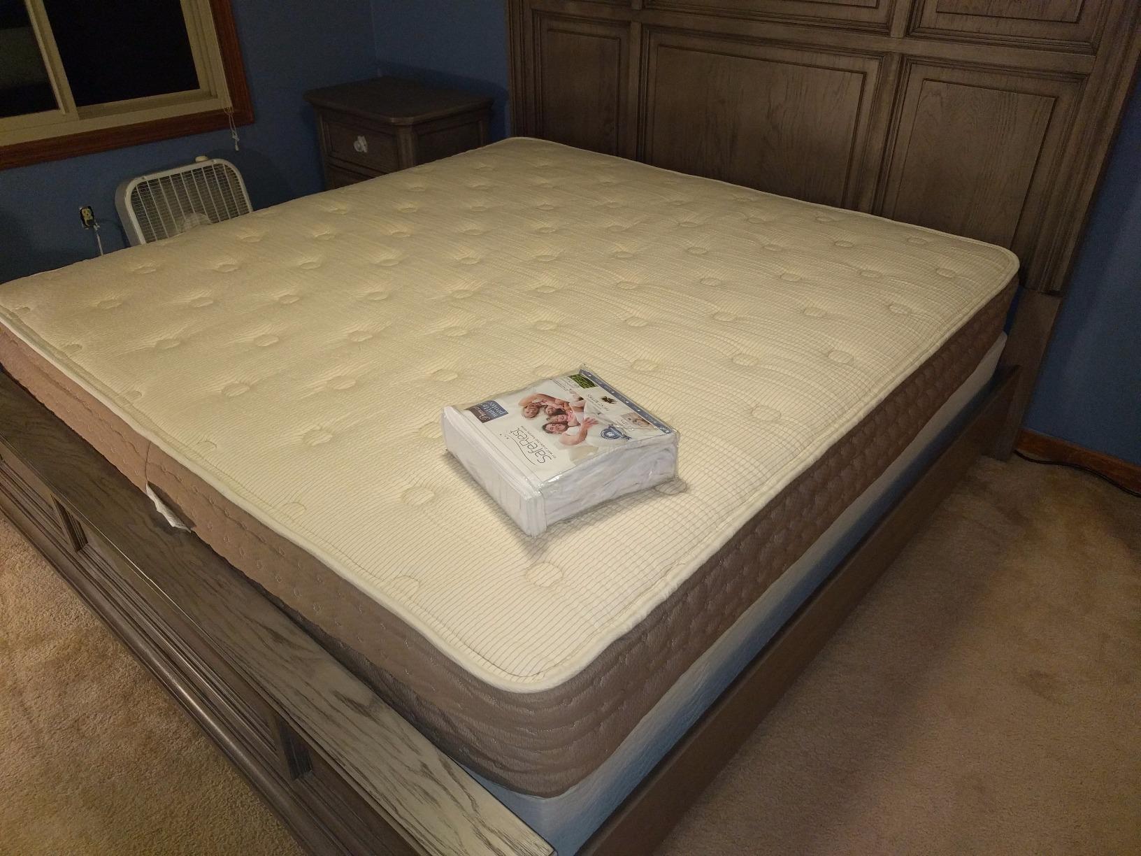Eco Terra 11 Inch King Natural Latex Hybrid Mattress | Medium Mattress w/Encased Coil Springs customer photo 1