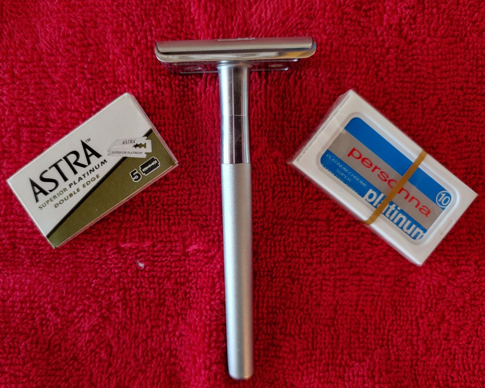 Bevel Safety Razor with Brass Weighted Handle and 10 Double Edge Safety | Single blade brass razor cuts at skin level to prevent nicks and bumps, includes 10 double edge replacement blades customer photo 1