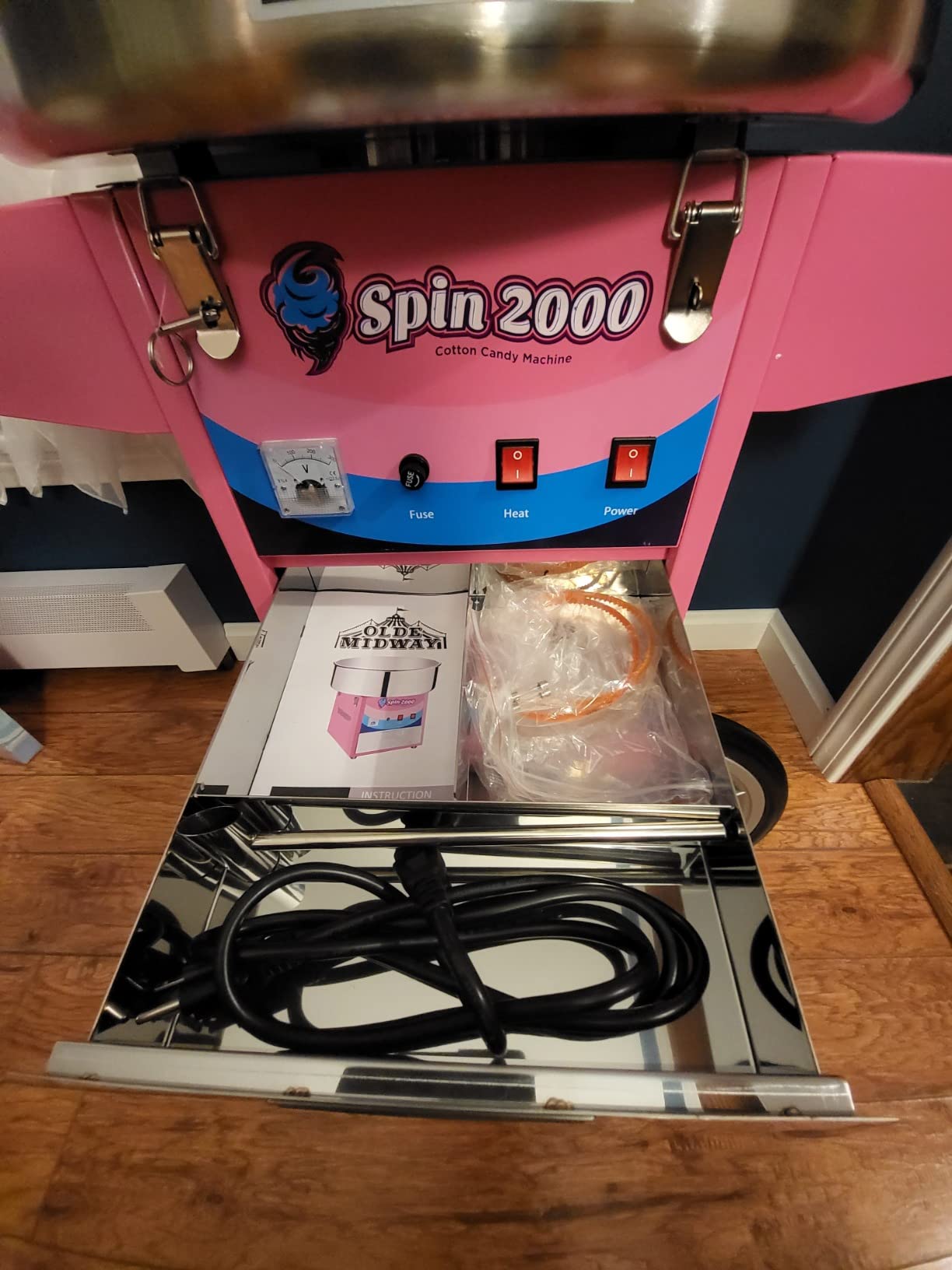 Olde Midway Cotton Candy Machine Cart, SPIN-2000 Electric Candy Floss Maker, Commercial-Grade customer photo 1
