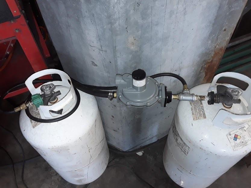 R632A-BCF Integral Two Stage Propane Regulator – LP Gas Pressure Control for Tank, 9