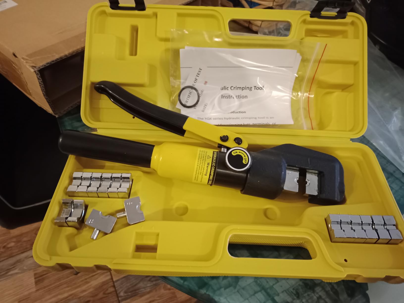 10 Tons Hydraulic Crimping Tool, 12 to 2/0 AWG battery cable crimper customer photo 2