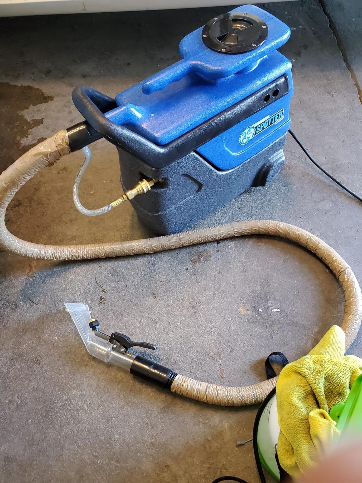 sandia Spotter 50-1000 Carpet Extractor customer photo 2