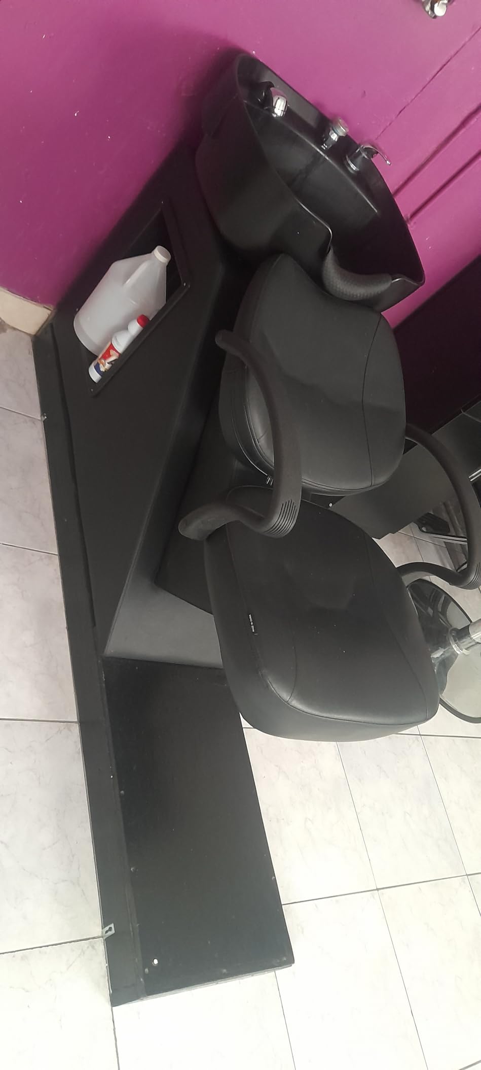 Ainfox Shampoo Barber Backwash Chair, ABS Plastic Shampoo Bowl Sink Chair for Spa Beauty Salon (Black) customer photo 2