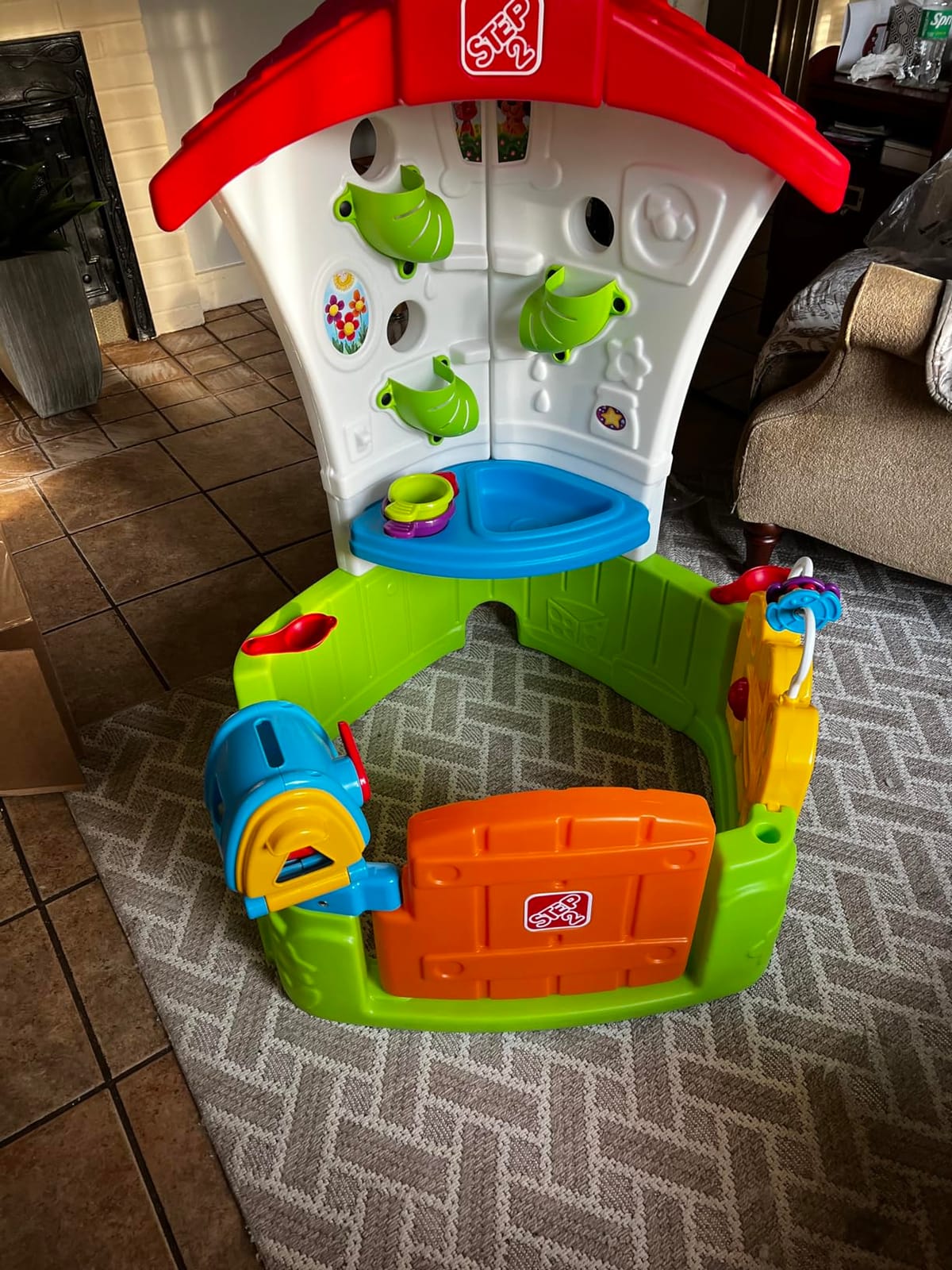 Step2 Toddler Corner House, Kids Playhouse, Indoor/Outdoor Playset, Play Gym with Kitchenette, Includes 15 Piece Toy Accessories, Made of Durable Plastic, for Toddlers 1+ Years Old customer photo 2