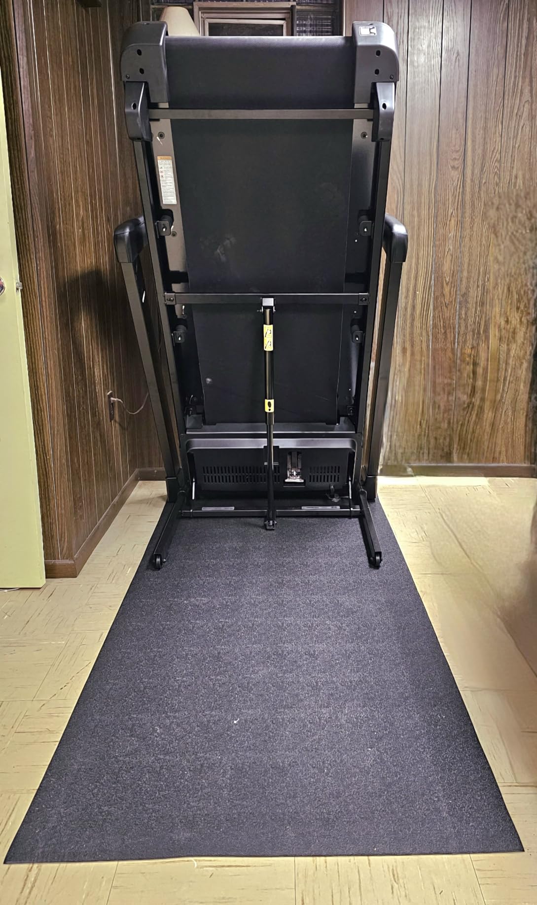 Fitvids High Density 1/4-Inch Thick Gym Equipment Mat, Non-Slip Floor Protection for Heavy Exercise, Treadmill and Bike Mat in Multiple Sizes customer photo 1