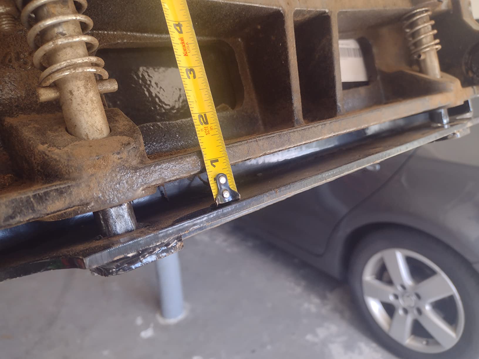 Titan Attachments Mini Skid Steer Stump Bucket Attachment, Stump Bucket for Compact Skid Steer with Toro Style Mounting customer photo 1
