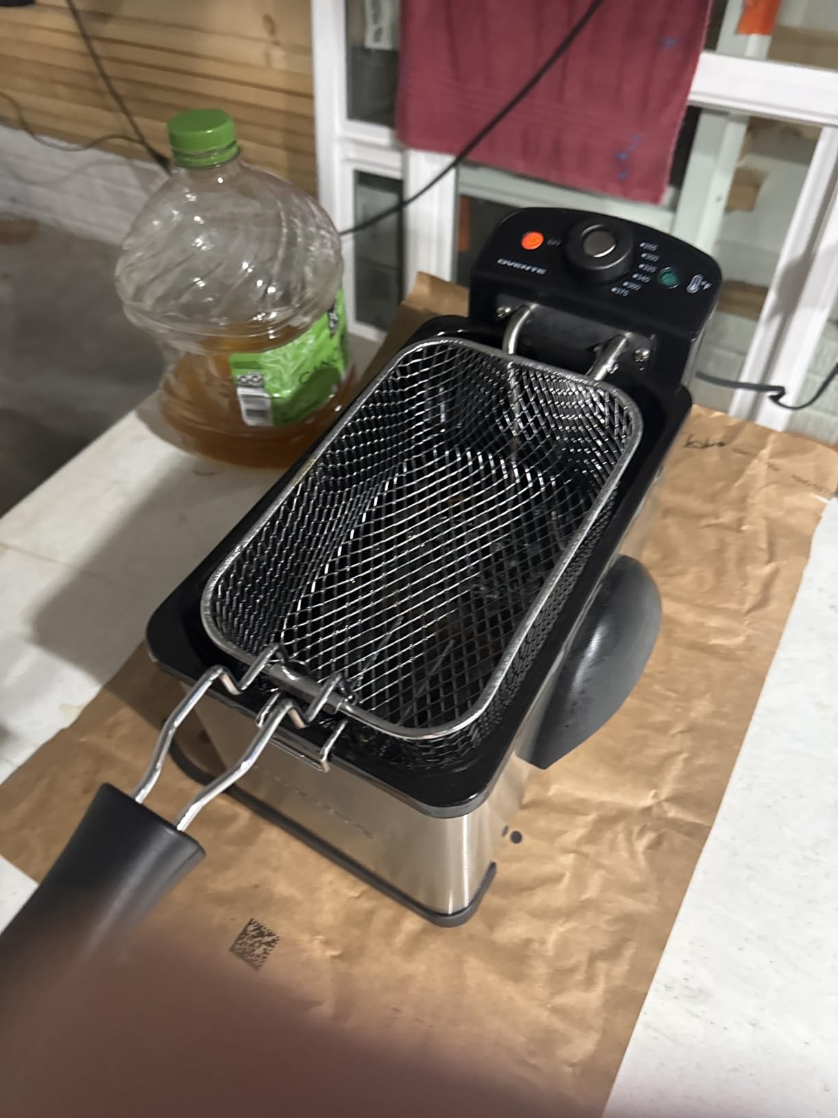 OVENTE Electric Deep Fryer, 2L Capacity, 1500W, Silver FDM2201BR customer photo 2