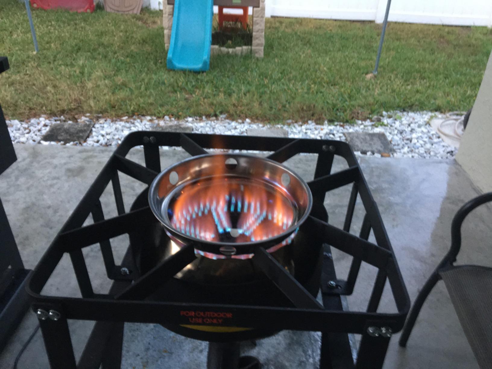 Concord Deluxe Banjo Single Propane Burner, 200,000 BTU Portable Outdoor Stove for Camping Cooking/Home Brewing/Making Sauces, 16” Square customer photo 2