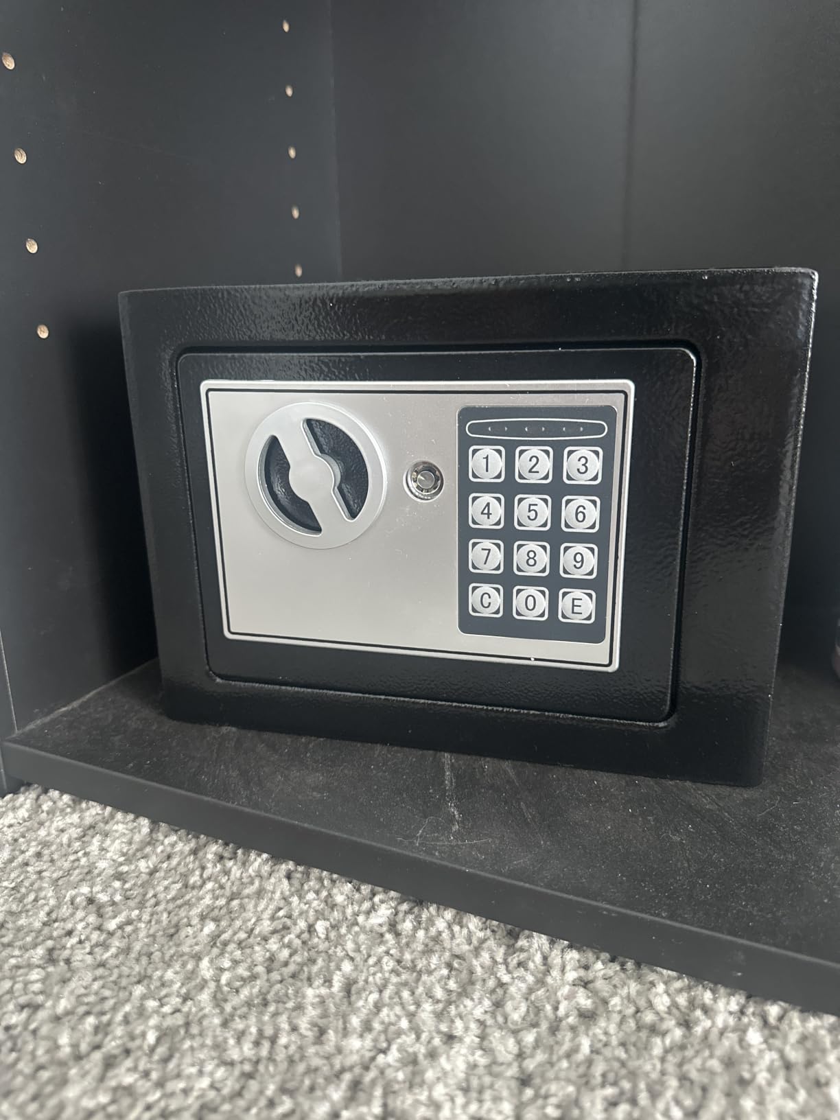 Yuanshikj Small Steel Security Safe Box with Keypad,Key;0.23 CuFt, Black customer photo 1