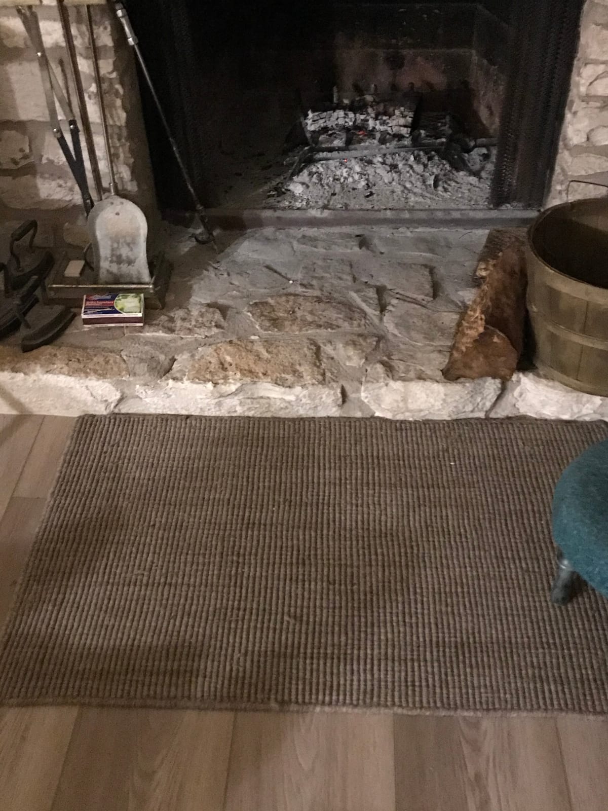 Plow & Hearth Dalton 2x3'6