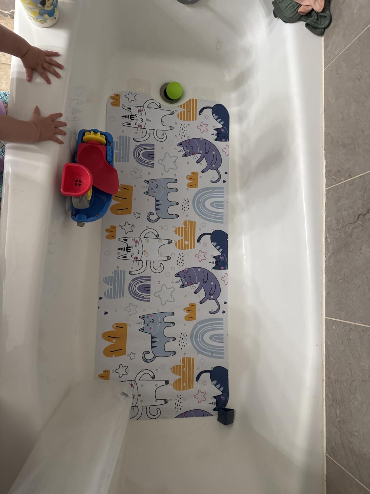 YINENN Bath and Shower Safety Mats 40x16 inch, Non Slip with Suction Cups for Bathroom Stall and Tub Floor, Extra Large and Machine Washable, Drain Holes Keep Bathtub Clean, Clear customer photo 1