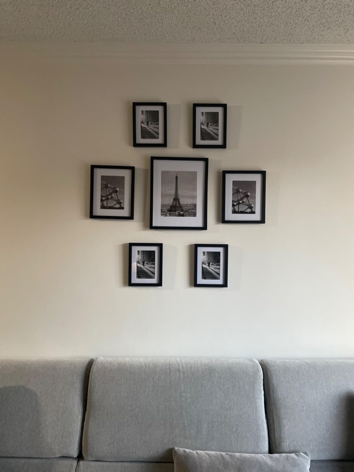 SONGMICS Gallery Wall Frame Set of 7, Hanging or Tabletop Display customer photo 1