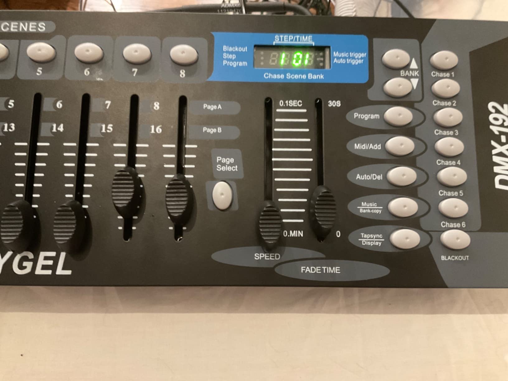 Rockville ROCKFORCE 192-Channel DMX Lighting and Fog Controller, 3U Rack | 12 Scanners, 23 Banks of 8 Scenes, 6 Chases of 240 Scenes, 8 Manual Sliders, Music Trigger, DMX512, Power Failure Memory customer photo 1