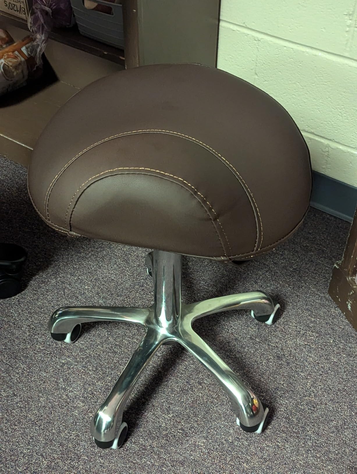 Kaleurrier Rolling Saddle Stool for Salon Kitchen Swivel Desk Chairs customer photo 1