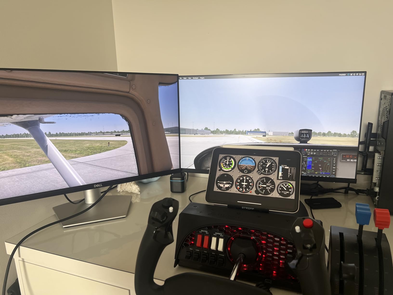 Honeycomb Alpha Flight Controls Yoke & Switch Panel | Compatible w/PC & mac, flight simulator yoke w/ 180° rotation, steel shaft, ignition switch customer photo 2