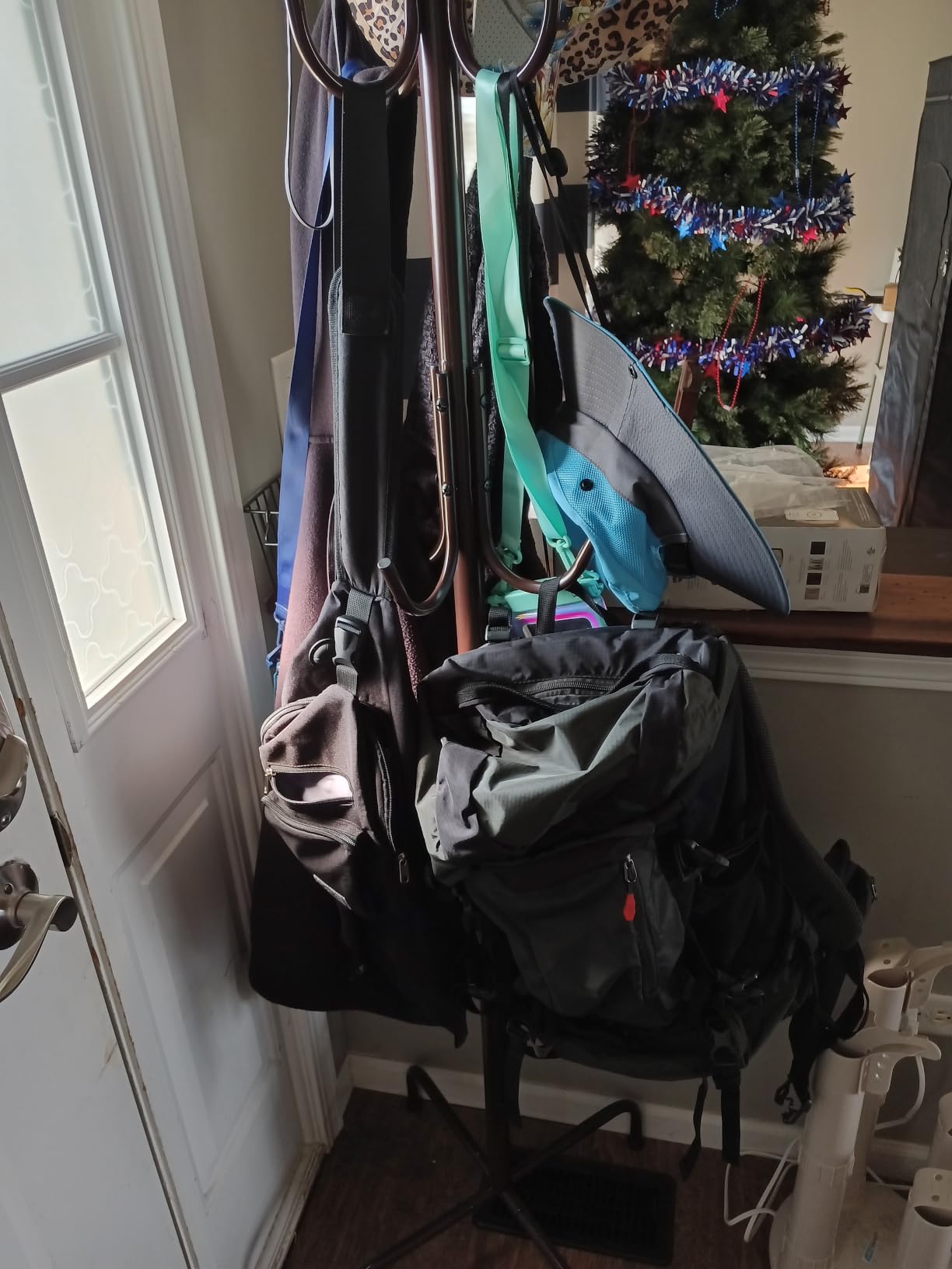 Simple Houseware Standing Coat/Hat Hanger Organizer Rack, 12 Hooks, Bronze customer photo 1