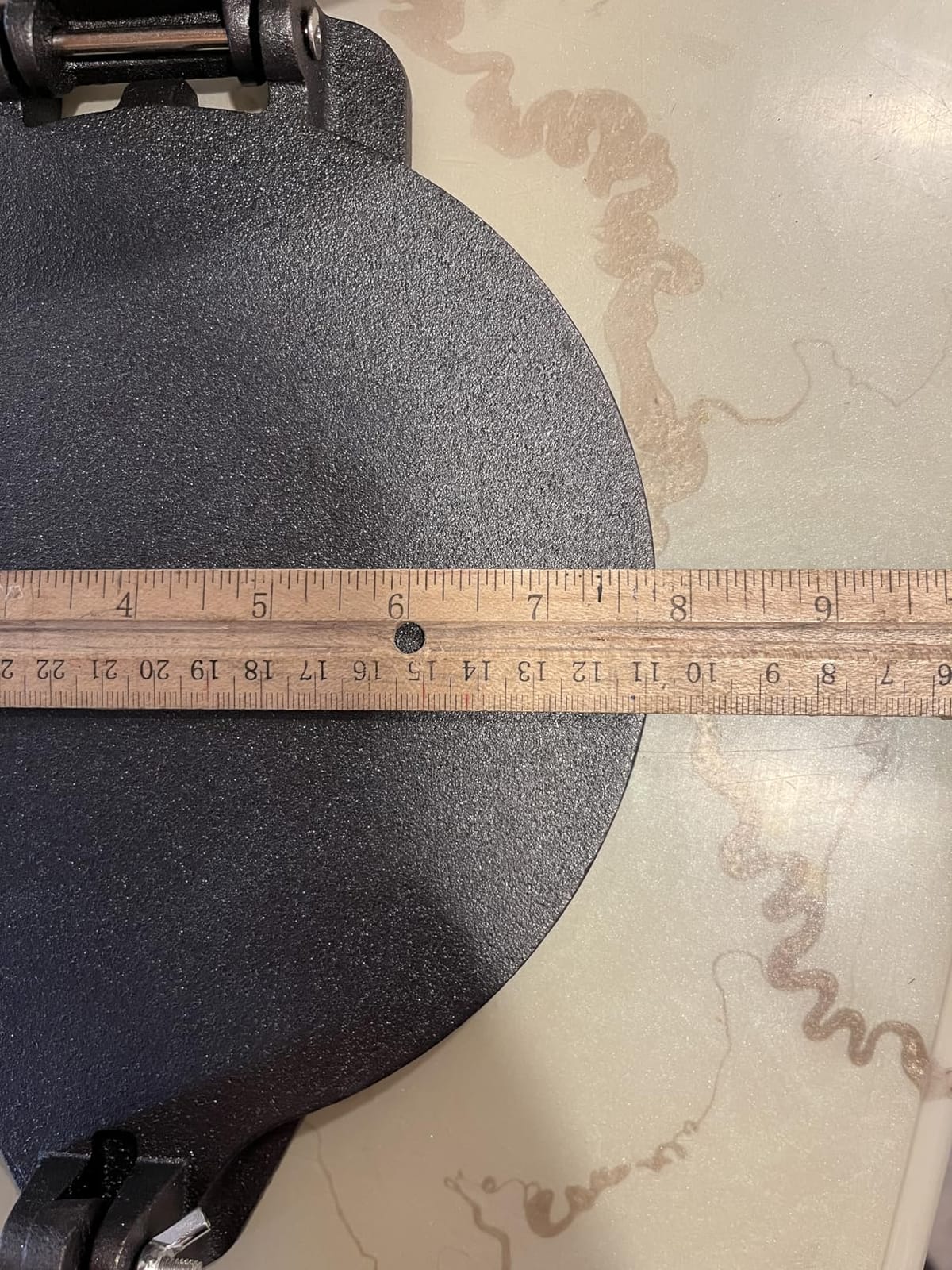 Uno Casa Cast Iron Tortilla Press 8 Inch | Pre-Seasoned Tortillera customer photo 1