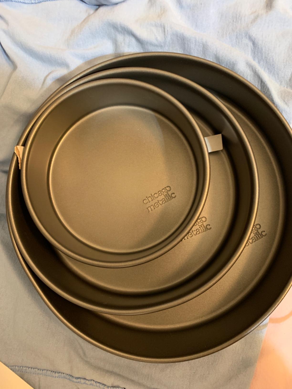 Chicago Metallic Professional Nonstick Round Cake Pan Set - 6 Inch | 3-Piece Bakeware Set with 6 Inch, 8 Inch, and 10 Inch Pans customer photo 1
