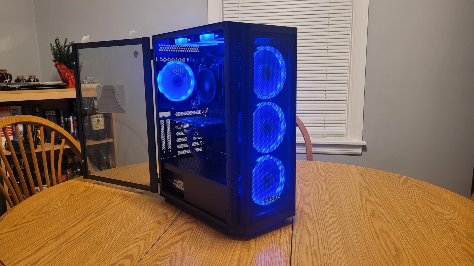 DS Mini ARGB PC Fans Controller Kit with One-to-One Matching Function for Computer Case RGB Fans, PC ARGB Heat Sink (3 Pin, 14 Key, SATA Power, 5th Gen) customer photo 1