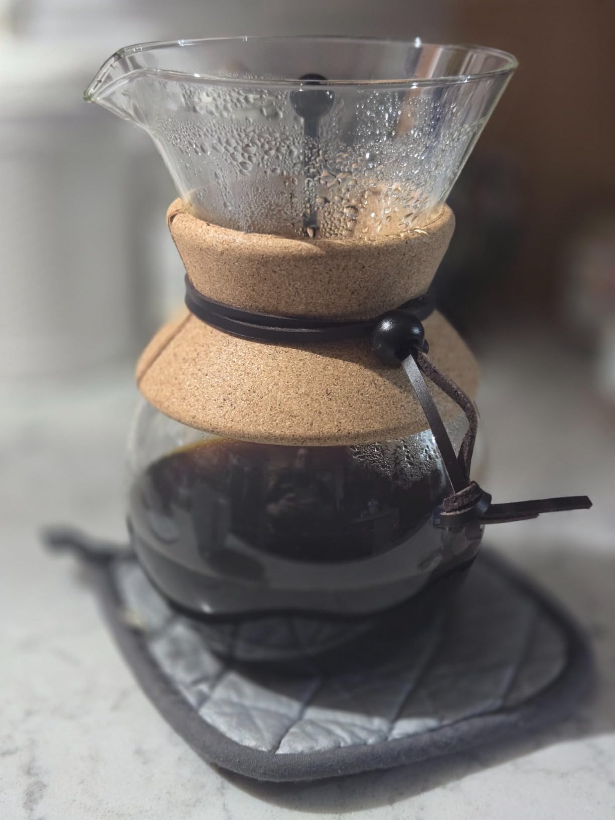 Bodum 34oz Pour Over Coffee Maker, High-Heat Borosilicate Glass with Reusable Stainless Steel Filter and Cork Grip - Made in Portugal customer photo 1