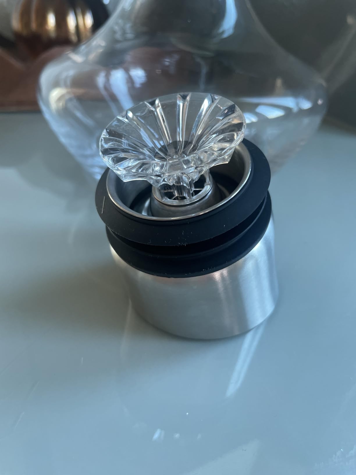 YouYah Iceberg Wine Decanter Set with Aerator Filter,Drying Stand and Cleaning Beads,Red Wine Carafe,Wine Aerator,Wine Gift,100% Hand Blown Lead-free Crystal Glass (1400ML) customer photo 1