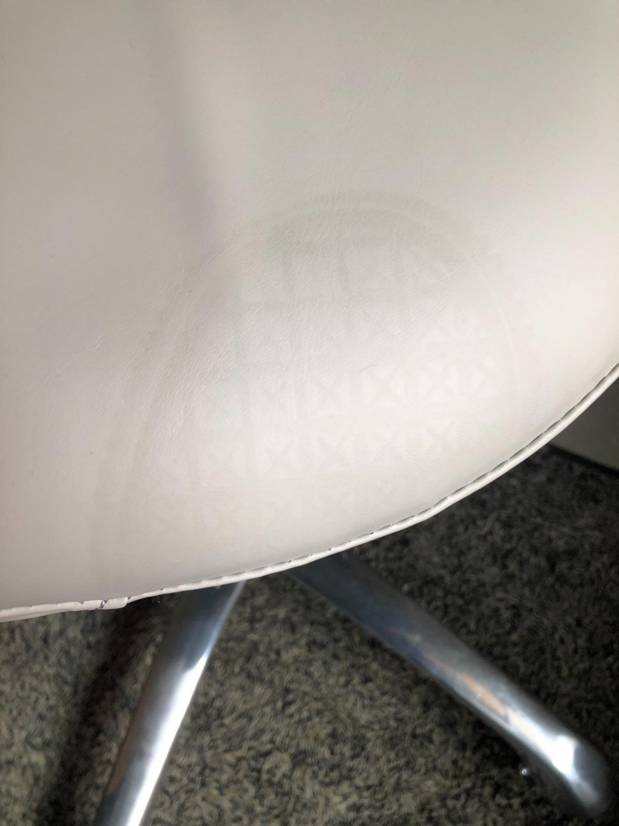Hydraulic Saddle Rolling Adjustable, Heavy-Duty (350 lbs) Stool Chair for Beauty Salon Massage Dental Clinic Home Office Use(White, Updated to Soft Wheels) customer photo 2