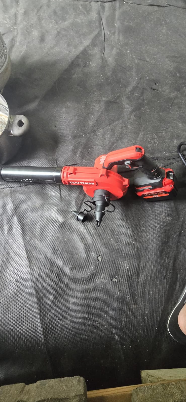 CRAFTSMAN V20 Cordless Leaf Blower, 125 mph, Bare Tool Only (CMCBL0100B) customer photo 2