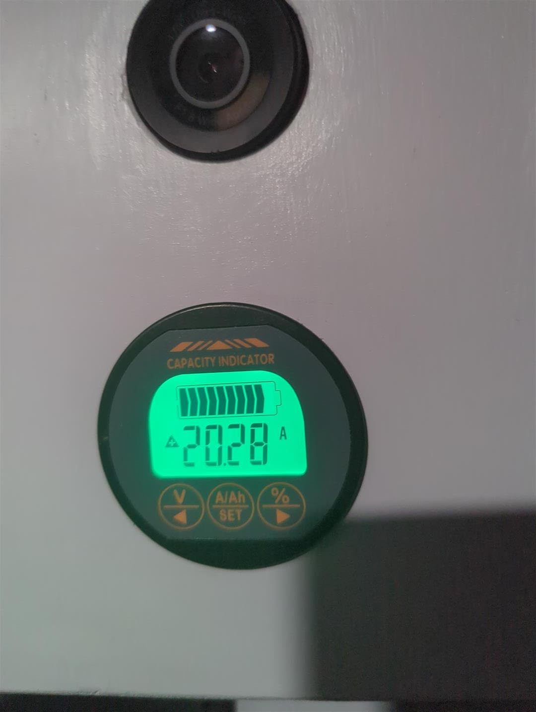 REDARC Dual Input 50A in-Vehicle DC to DC Battery Charger with MPPT Solar Regulator, Green Power Priority, 12V/24V Compatible, for Lithium, AGM, Gel, Lead Acid, Calcium, LiFePO4 Batteries customer photo 1