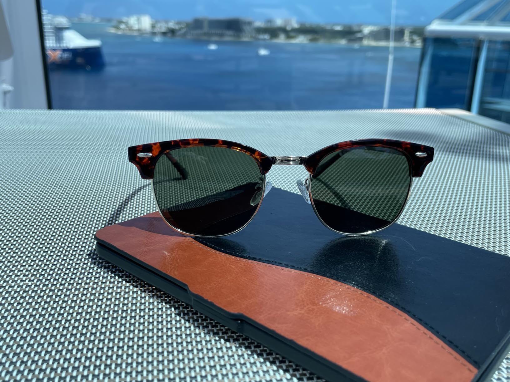KALIYADI Polarized Sunglasses for Men and Women Semi-Rimless Frame Driving Sun glasses UV Blocking customer photo 2