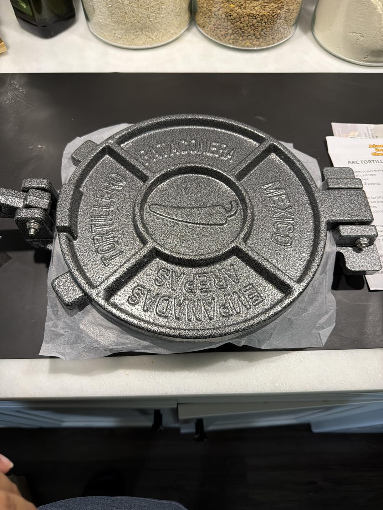 ARC 8-Inch Cast Iron Tortilla Press with 100 Parchment Papers customer photo 2