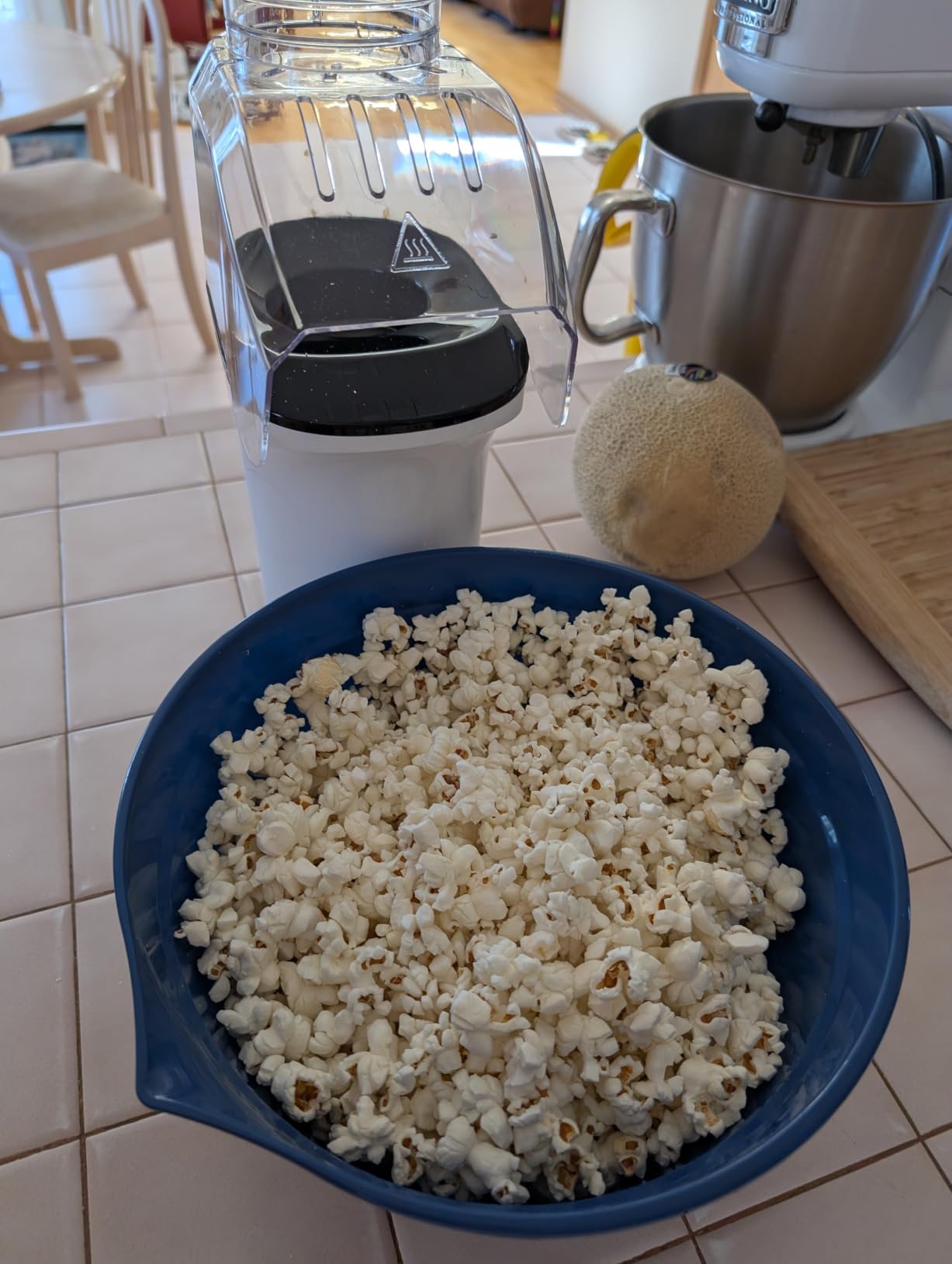 Dash Fresh Pop Popcorn Maker, 16-Cup Hot Air Popper, Aqua customer photo 1