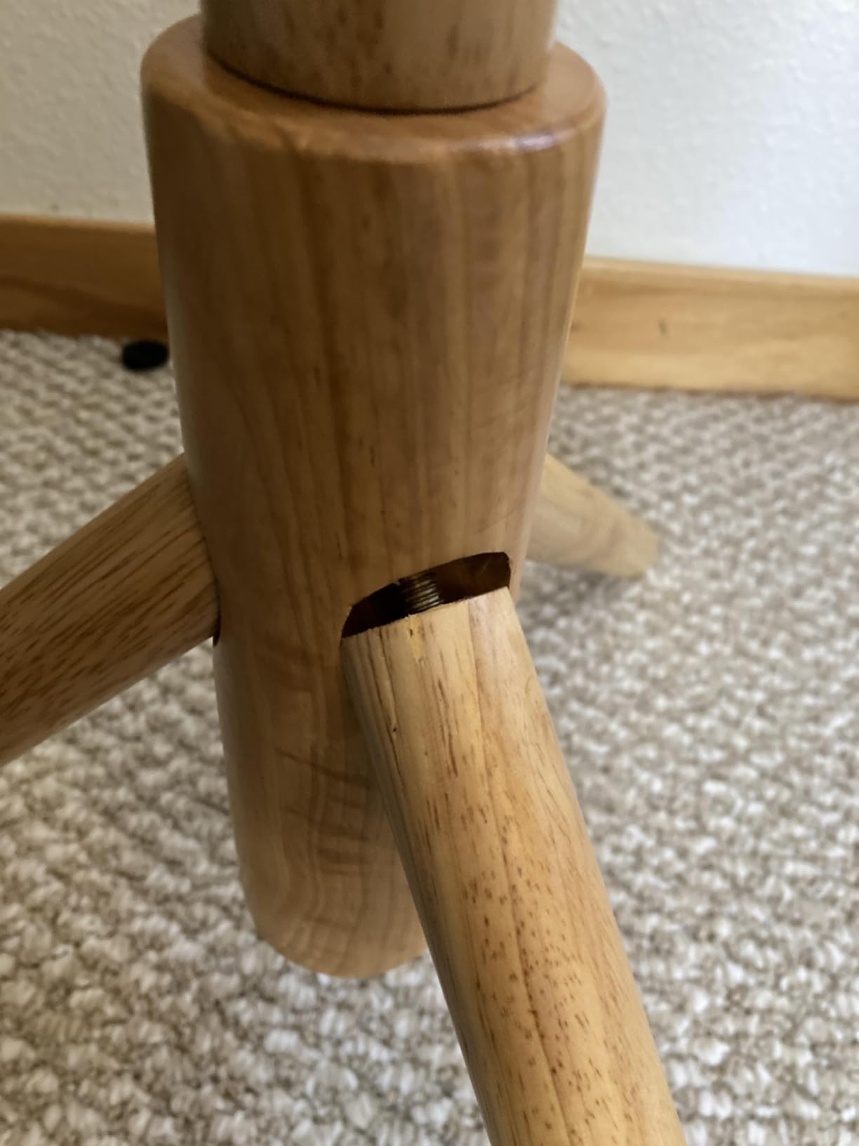 VASAGLE Solid Wood Coat Rack, Free Standing, Tree-Shaped, with 8 Hooks customer photo 1
