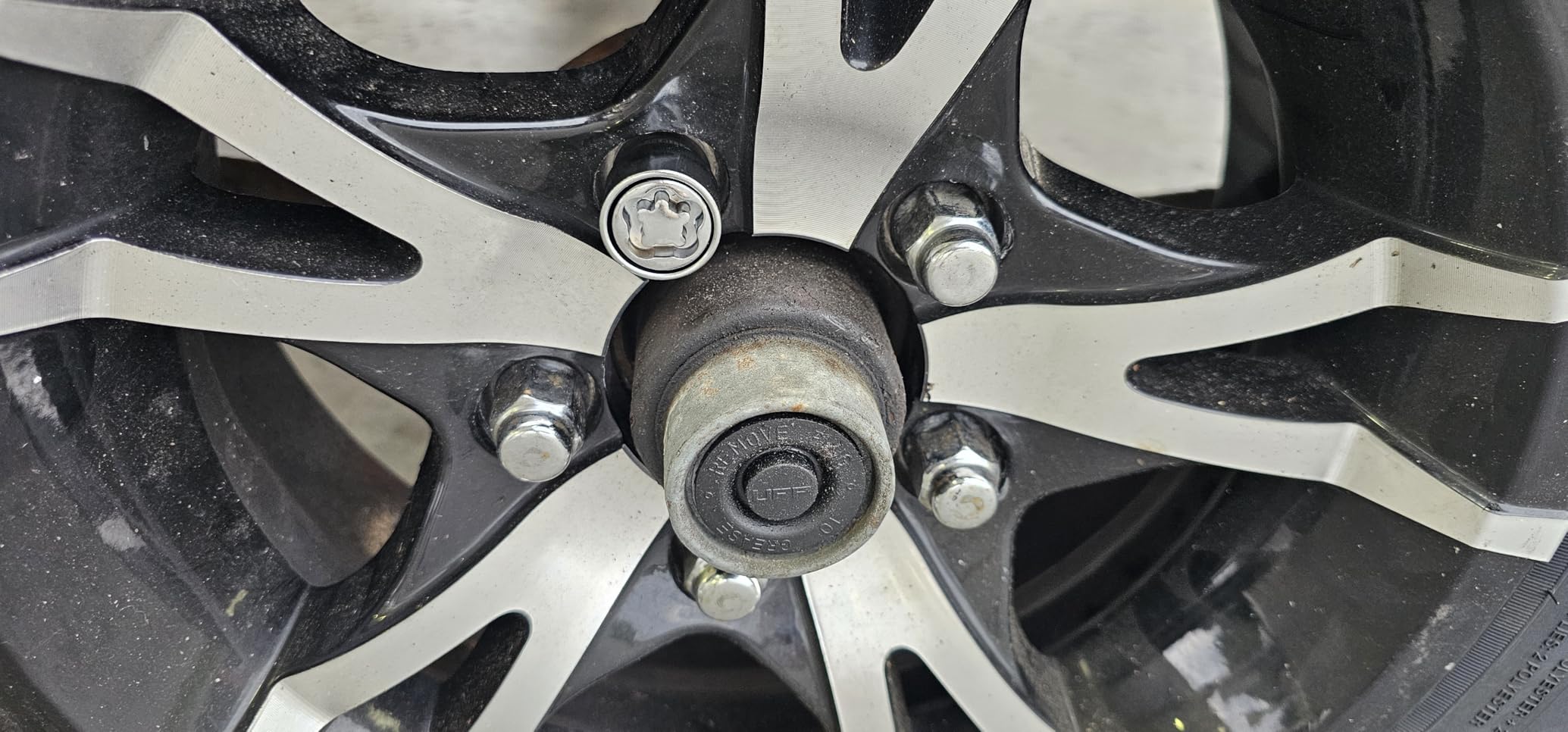 Dorman 712-281 1/2-20 Wheel Lock Set customer photo 2
