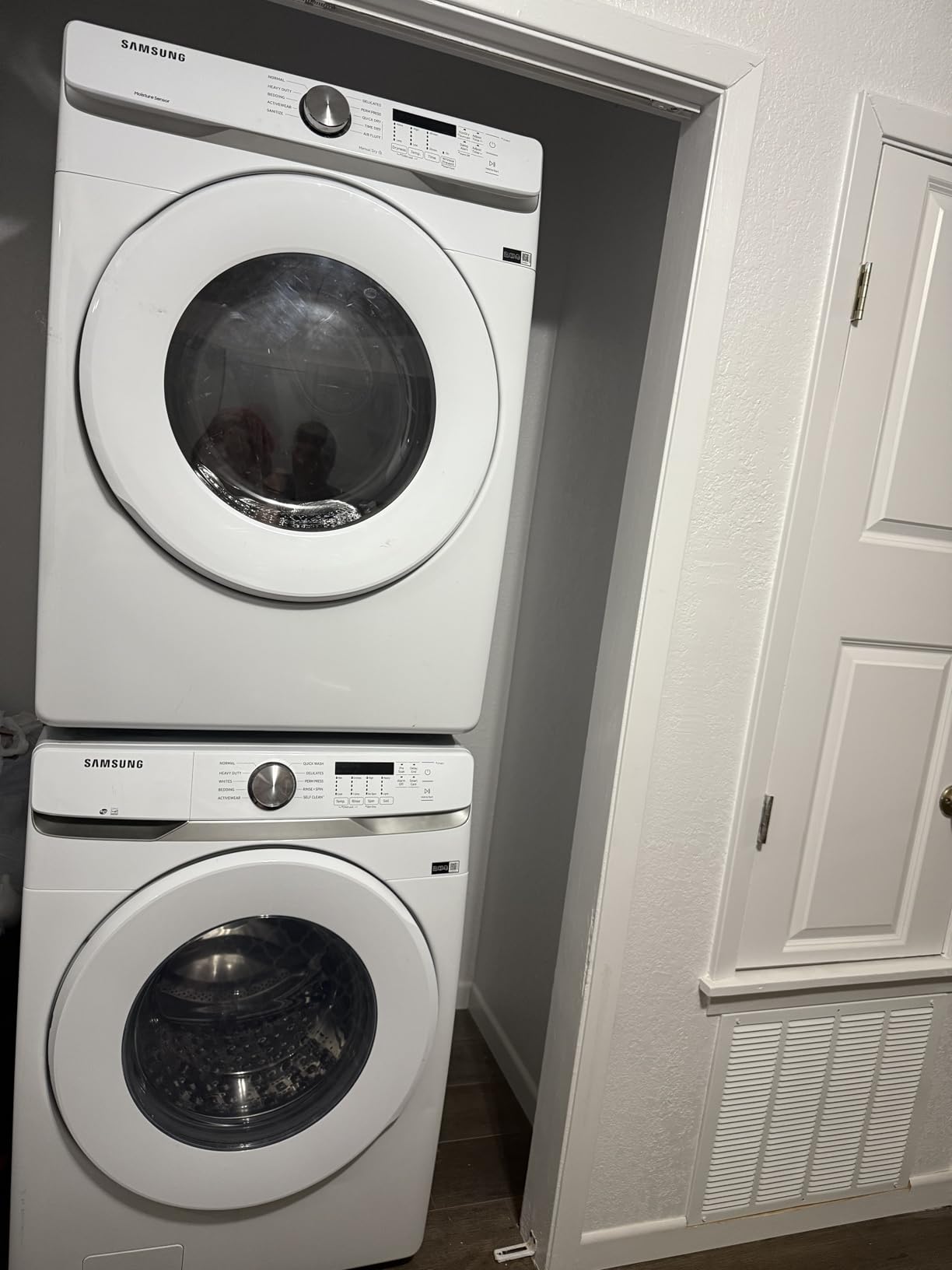 SAMSUNG Stacking Kit for 27” Wide Front Load Washer and Dryer Combo, Small Space Saving Solution for Stackable Laundry Machine Sets, All Parts Included, SKK-8K customer photo 2