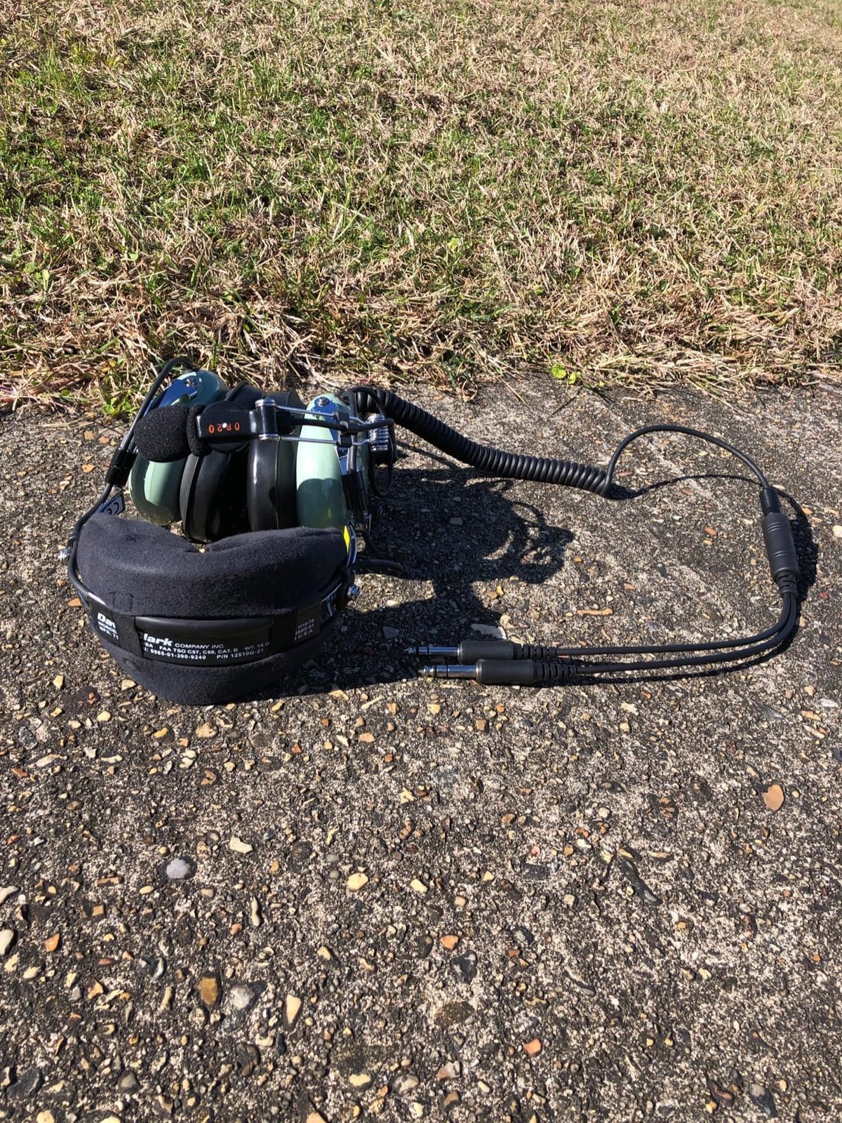 Wirenest U-174 Helicopter Headset to GA Dual Plug Adapter, PJ-068/PJ-055 | Use a U-174 helicopter headset in aircraft with standard PJ-068 microphone and PJ-055 headphone jacks customer photo 1