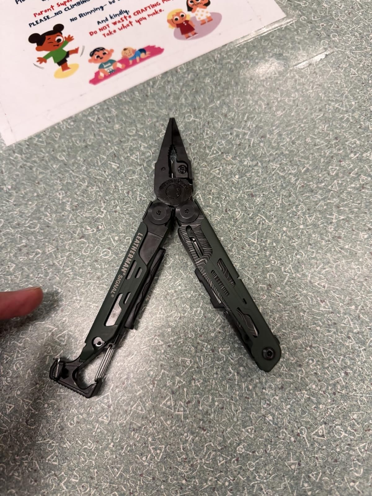 LEATHERMAN Signal 19-in-1 Multi-Tool, Coyote Tan customer photo 1