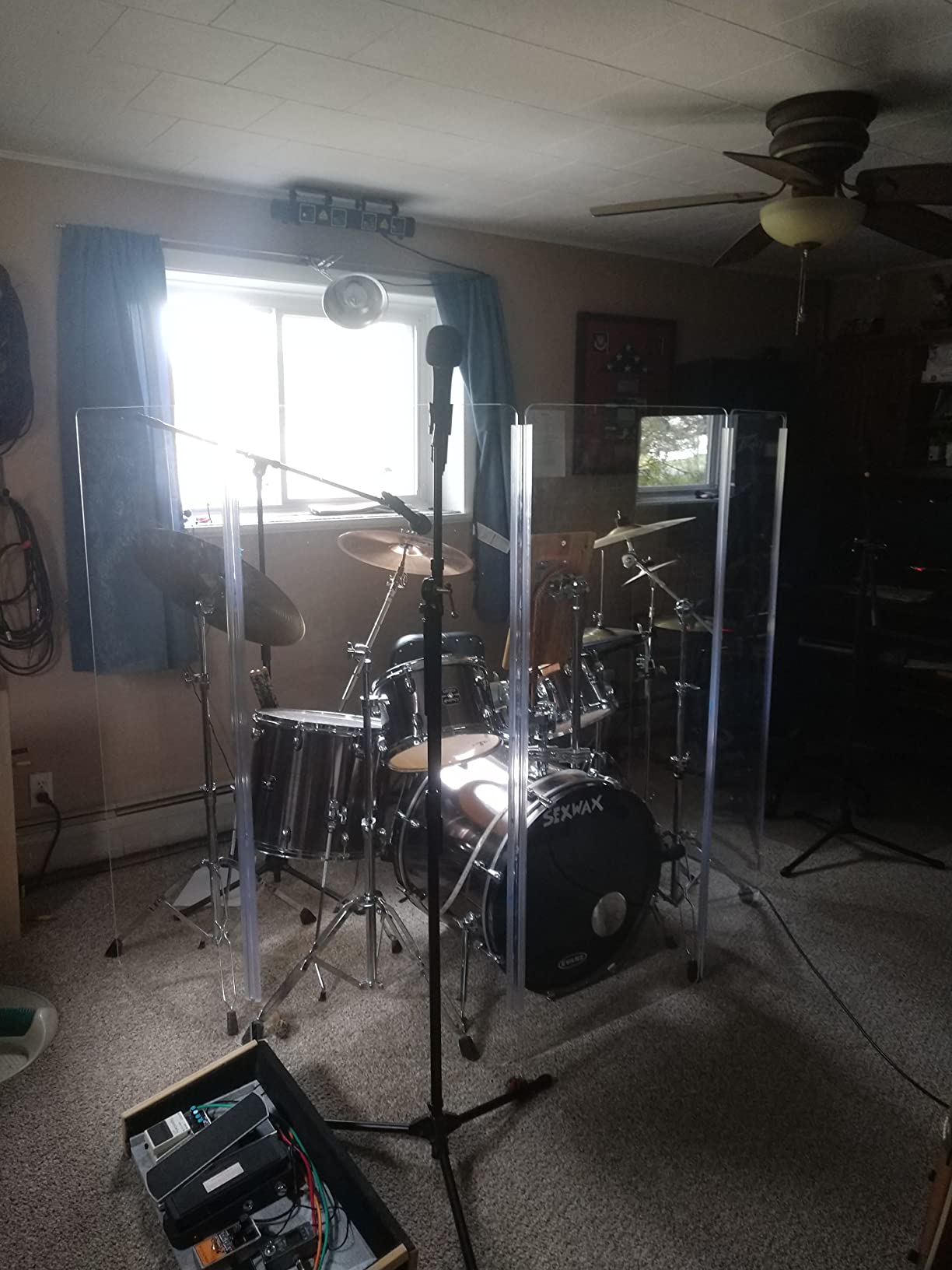 PENNZONI Drum Shield 5ft with Plastic Hinges, Comes with 5 Drum Panels & Plastic Hinges, Premium Clear Acrylic Panels, Drum Screen customer photo 1