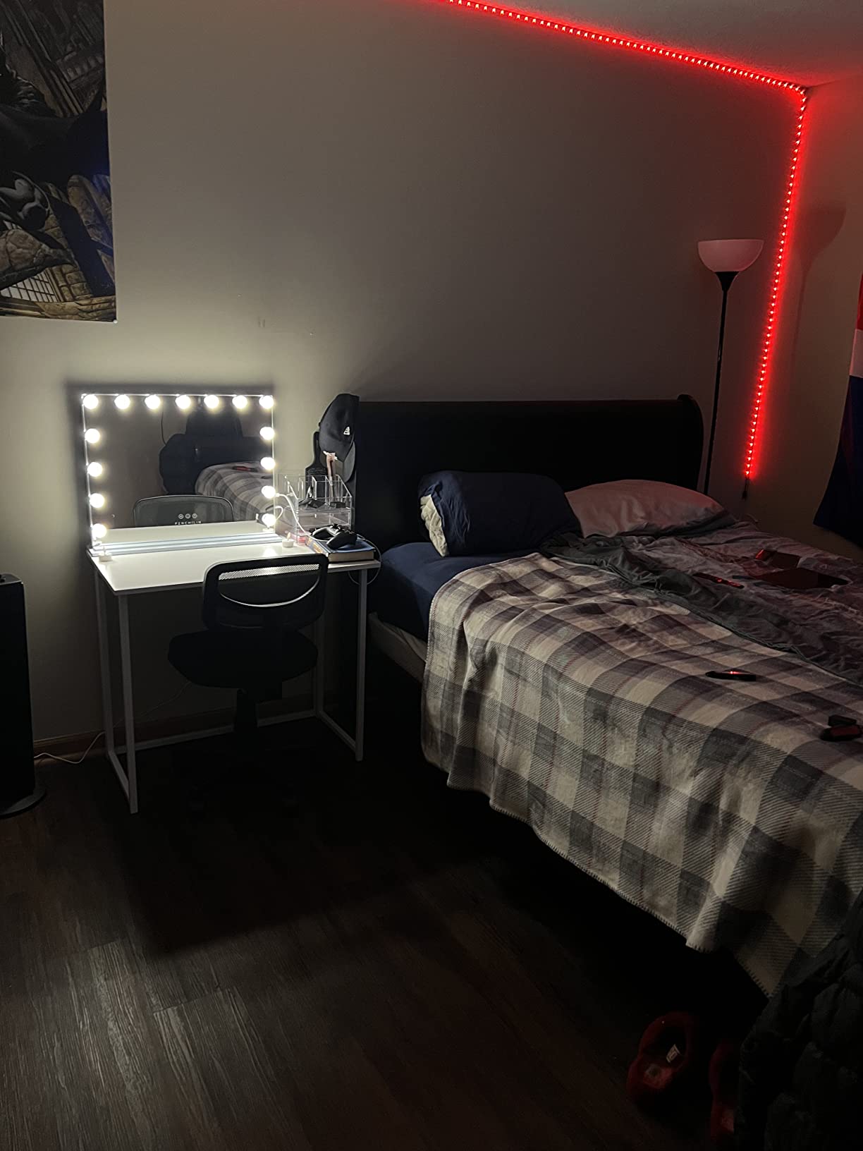 FENCHILIN Vanity Mirror with Lights, Hollywood Lighted Makeup Mirror with 15 Dimmable LED Bulbs for Dressing Room & Bedroom, Slim Metal Frame Design, Tabletop White customer photo 1
