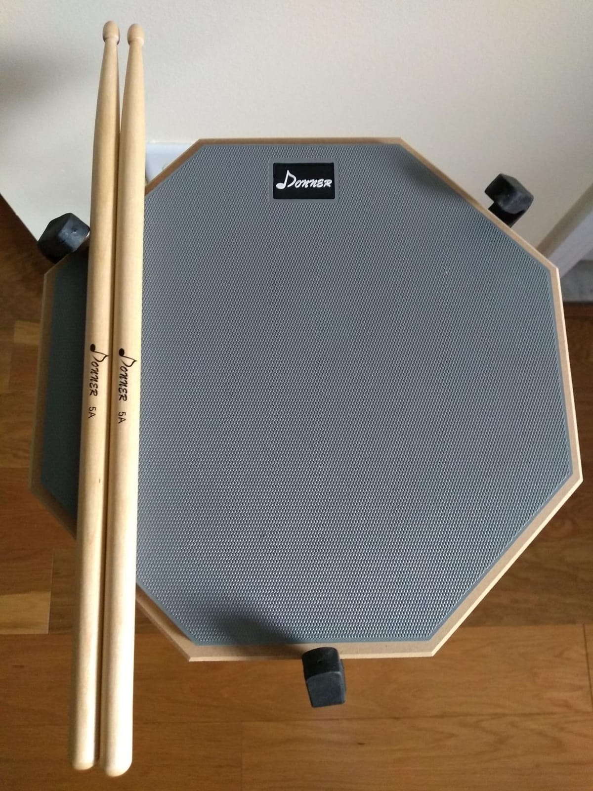 Donner Snare Drum Stand Set with Drum Practice Pad, 12'' Double-sided Silent Drum Pad set, Drumsticks, Backpack Adjustable Stand Fits 10''-14'' Dia Drums customer photo 2