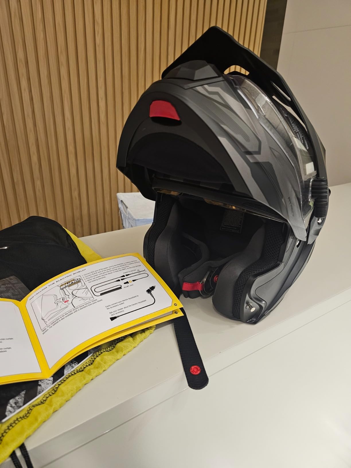 ScorpionEXO AT950 Cold Weather Adventure Snowmobile Modular Helmet Electric Shield with Breath Box DOT Approved Outrigger (Matte Grey - Small) customer photo 1