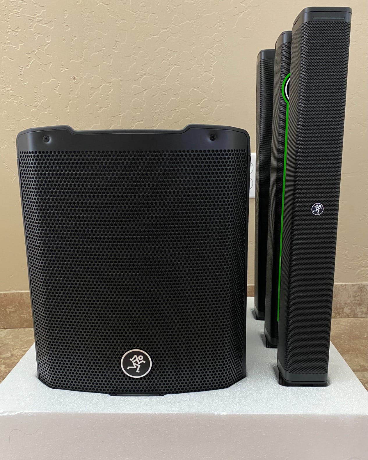 Mackie SRM-Flex Portable Column PA System US customer photo 2