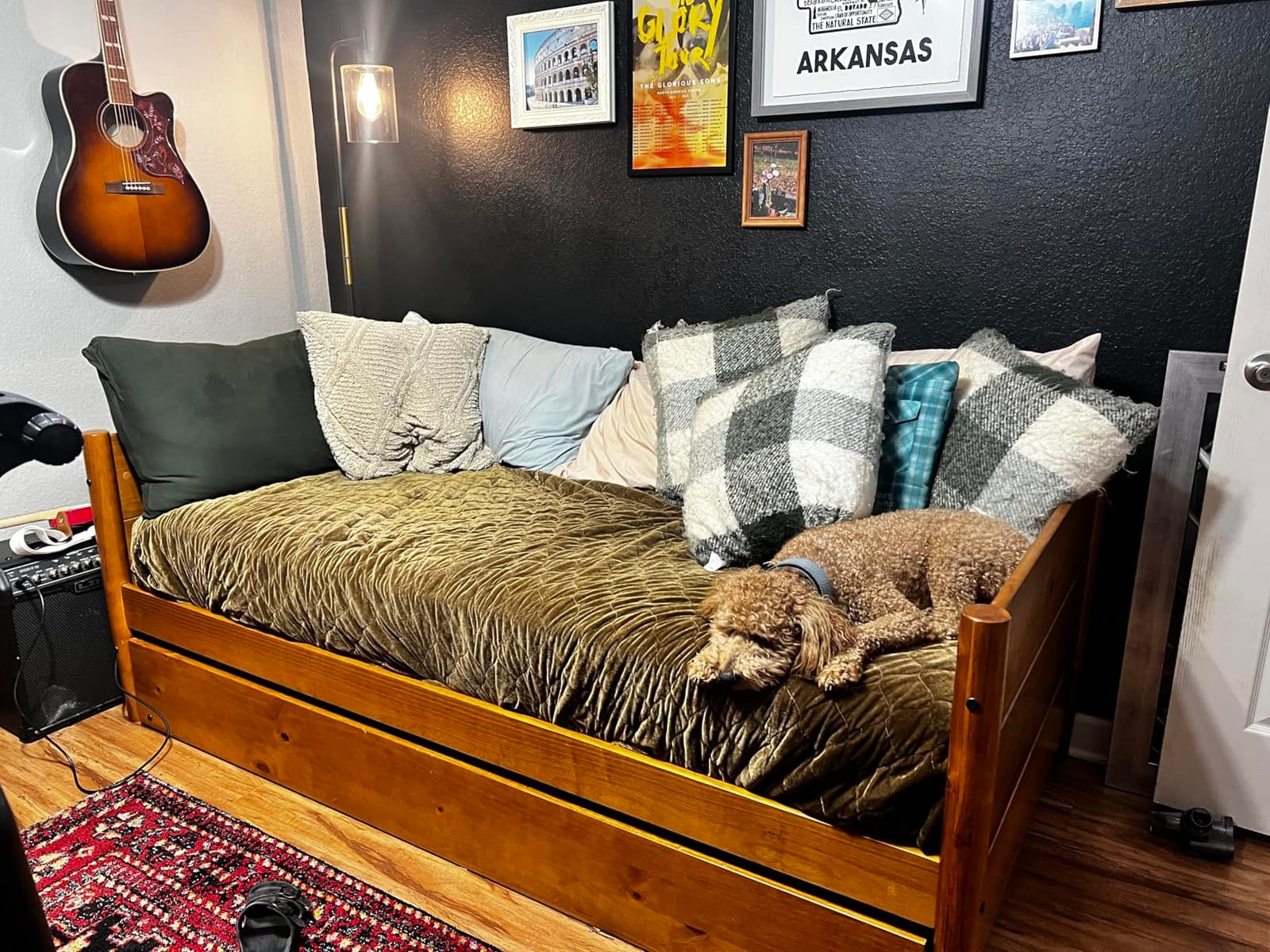 Camaflexi Mid-Century Modern Daybed & Trundle/Solid and Manufactured Wood/Panel Headboard/No Box Spring Needed/Foundation has 14 Wood Slats/Twin Trundle/Easy Assembly, Castanho Finish, Twin. customer photo 2
